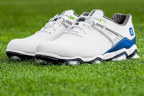 best durable golf shoes.